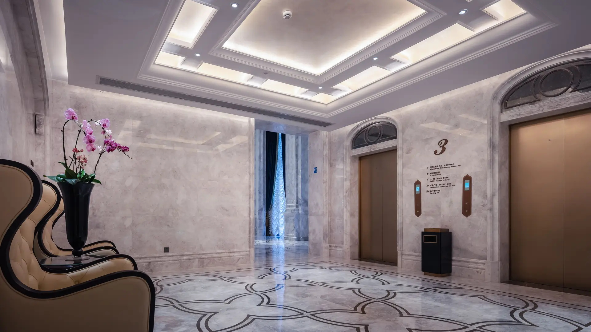 Floral decoration in hotel lobby