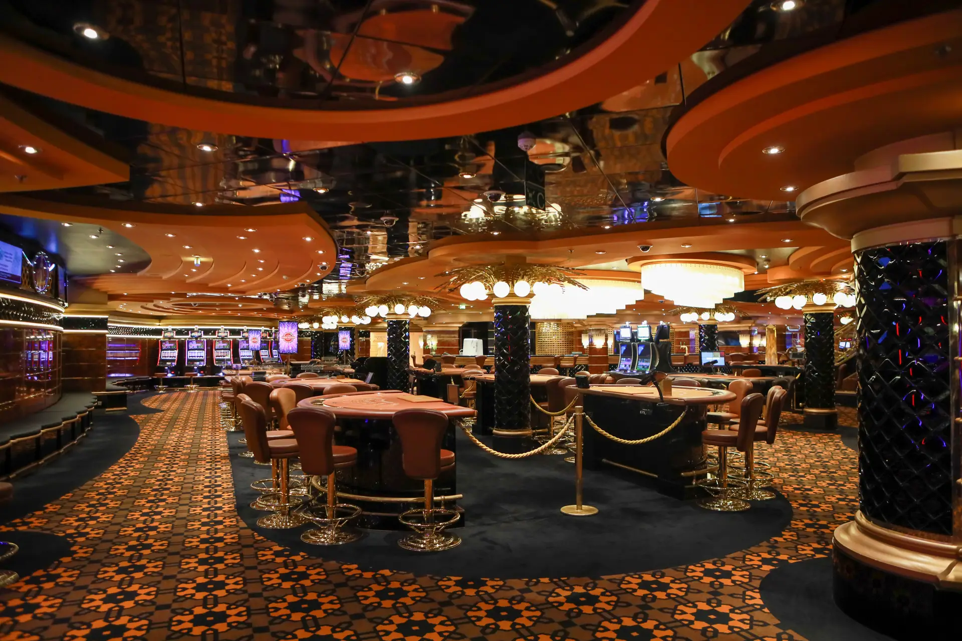 Modern gaming areas at Talverihotelhouse casino